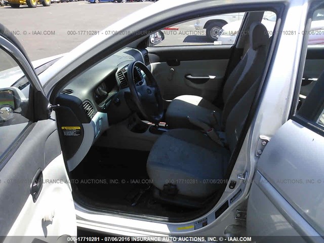 00fcccdb-bd4d-4927-9da8-5d8a7cf95d36